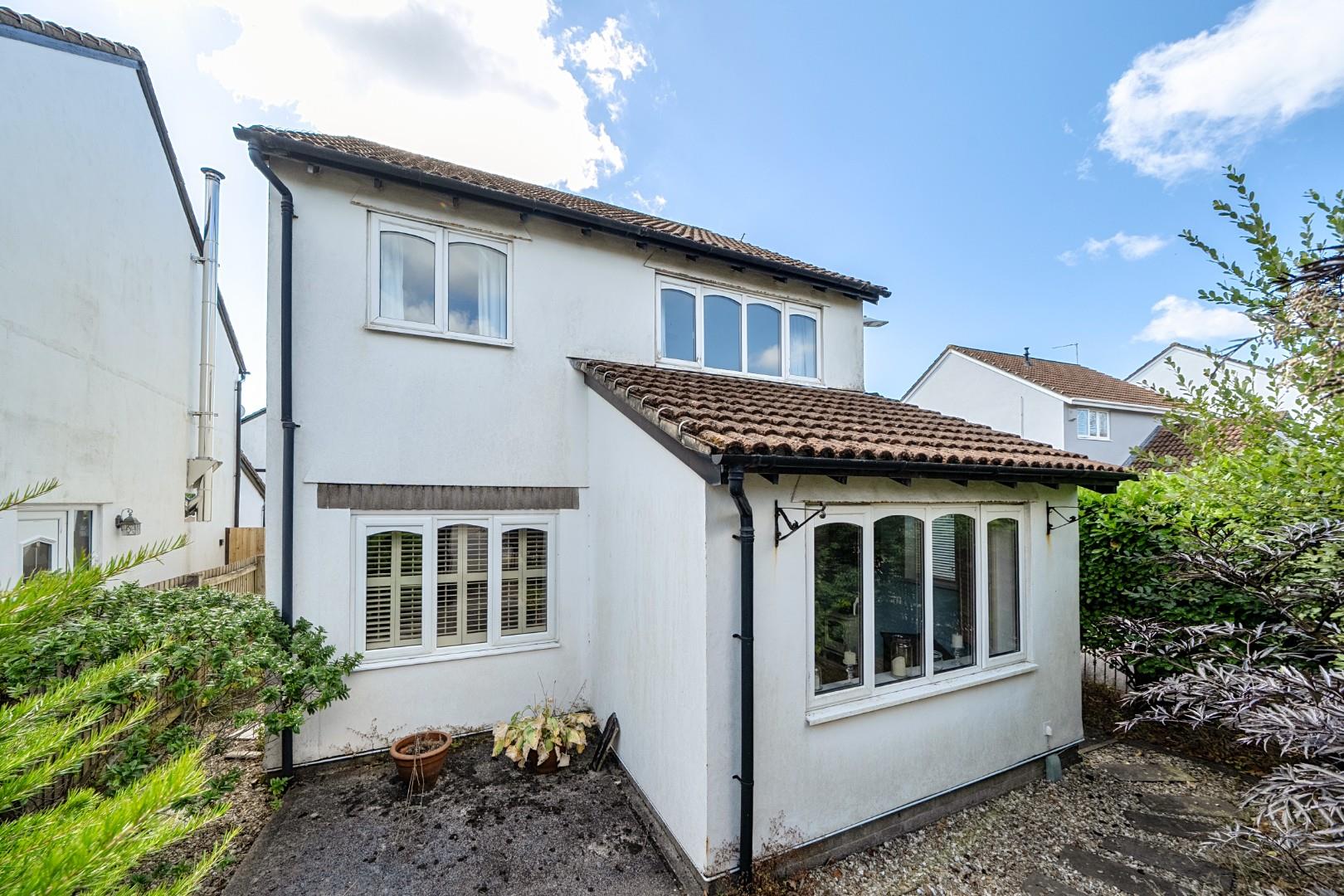 Highmead Avenue, Newton, Swansea, SA3 4TY